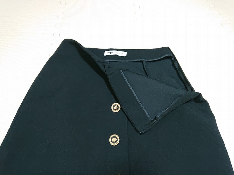 ザラ ZARA スカート ★大人可愛いフロントボタン★ 裾デザイン◎ミニスカート ブラック レディース SIZE：S_画像3