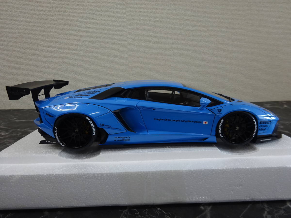 ミニカー】 AutoArt 1/18 リバティーウォーク LB-WORKS ランボルギーニ