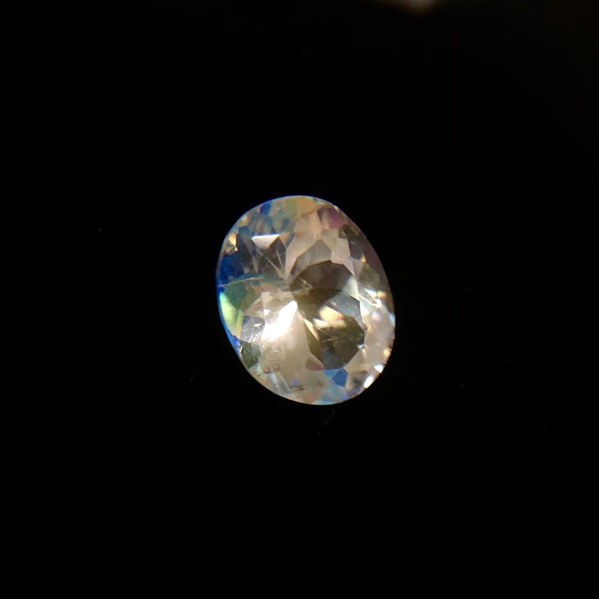 高品質◇レインボーアンデシンラブラドライト 0.9ct オーバル