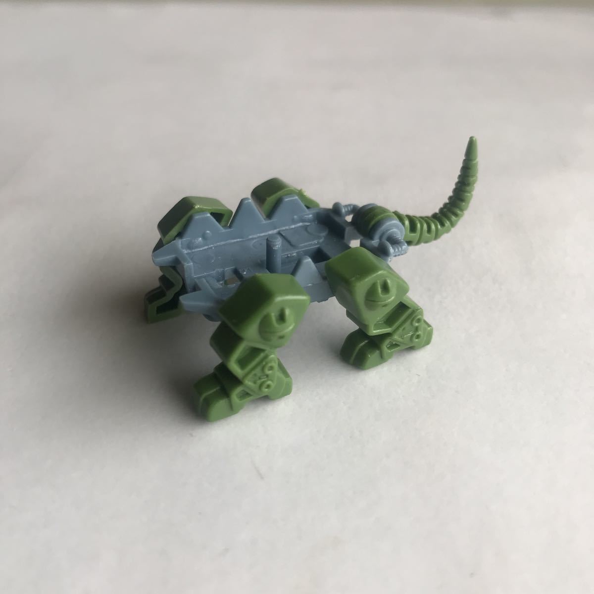 Yahoo!オークション - 当時物 合体巨獣メカザウルス 森永 Yahoo!オークション - 当時物 合体巨獣メカザウルス 森永