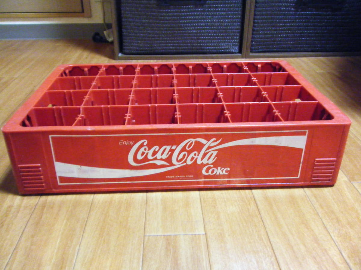 昭和 レトロ　ヴィンテージ　コカコーラ コカ・コーラ　ボトルケース　プラスチックケース　箱　１箱