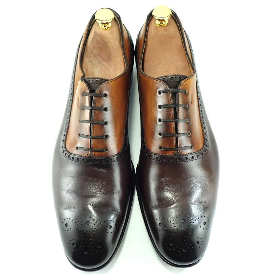 Salvatore Ferragamo プレーントゥ メダリオン 【表記サイズ 9(1/2)EE (日本参考サイズ約27.5cm) 重さ 1119g】 靴 TRAMEZZA