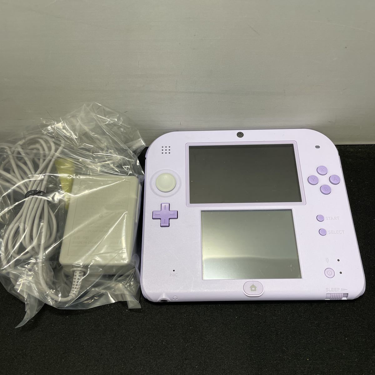 サ) [動作確認済み] Nintendo 任天堂　2DS ラベンダーカラー　FTR-001 ニンテンドー 携帯用ゲーム機　管理tk