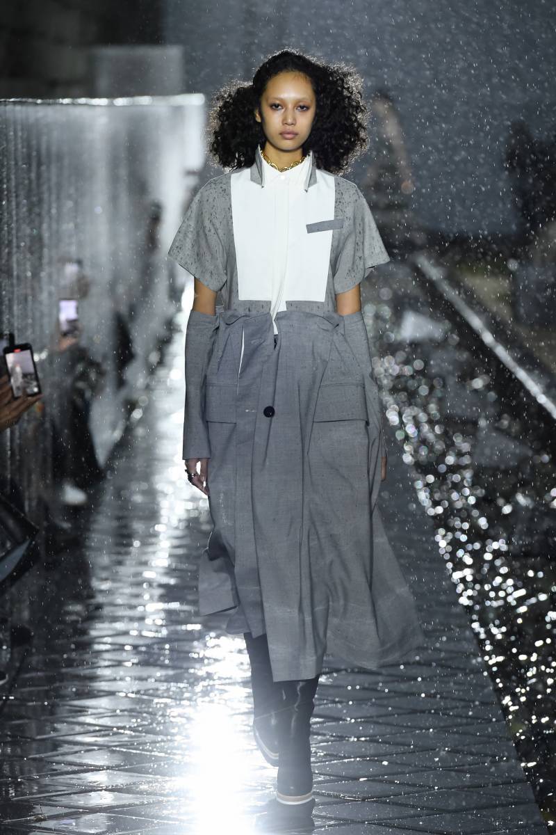 Yahoo!オークション - sacai 定価104 500円 21SS Suiting Dress Yahoo!オークション - sacai 定価104 500円 21SS Suiting Dress