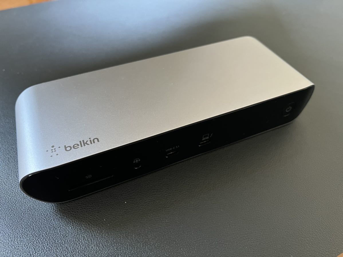 Belkin CONNECT Pro 12-in-1 Thunderbolt 4 Dock ドッキング