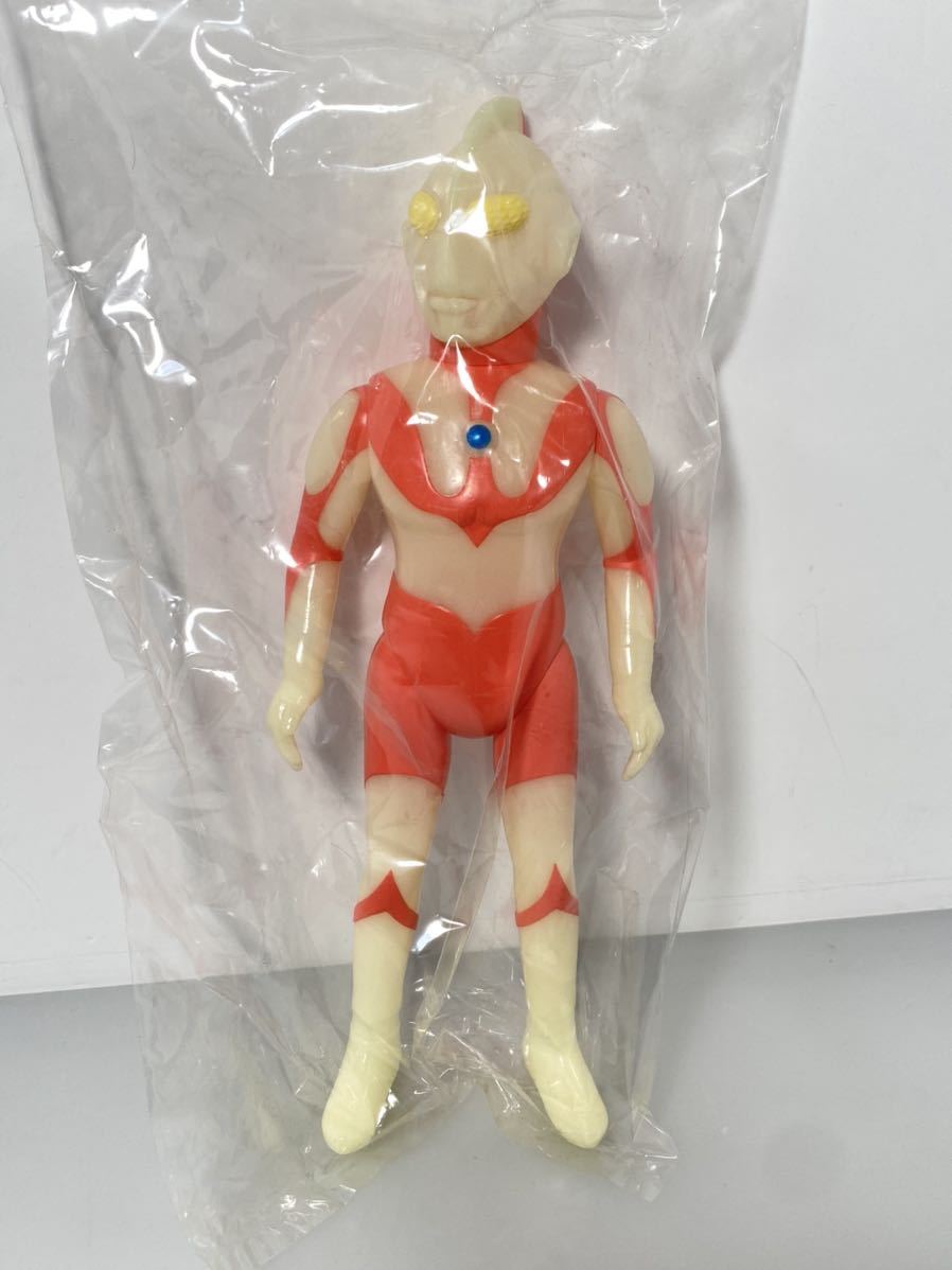 未開封】 やまなや M78星雲人 ウルトラマン Aタイプ ウルトラ全身発光
