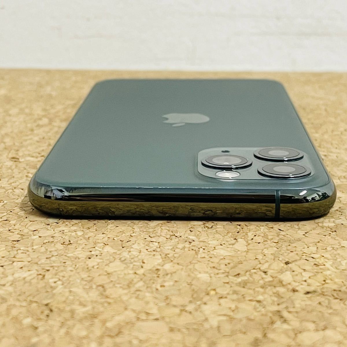 AU版 iPhone 11 Pro 256GB ミッドナイトグリーン 84% i7846 コンパクト