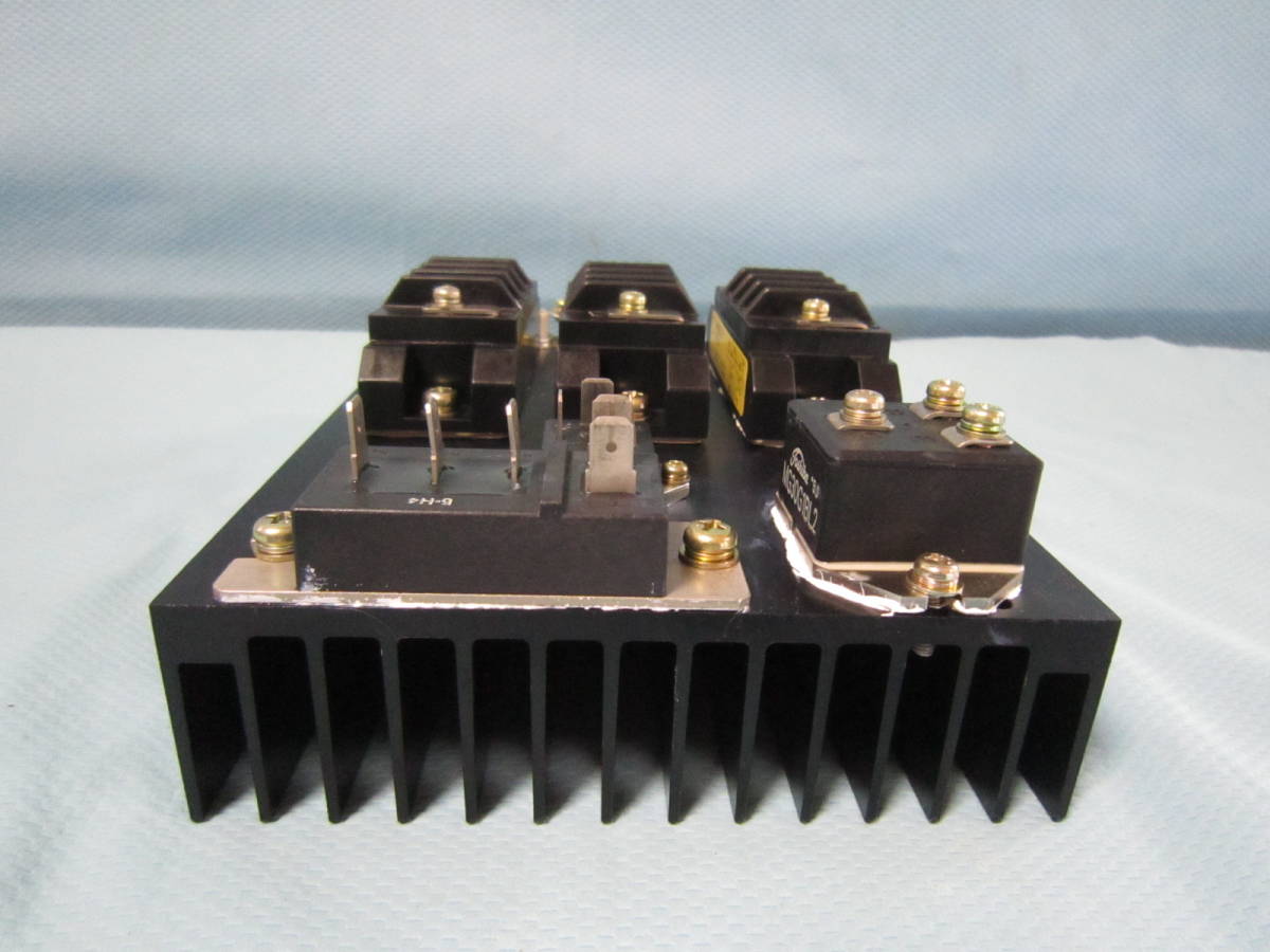  module QM50DX-H*3 piece 30L6P42/MG30G1BL2/DSM20A6 heat sink .. board attaching ( external dimensions approximately : width 20cm* inside 14.7cm* height 7.5cm /2kg)