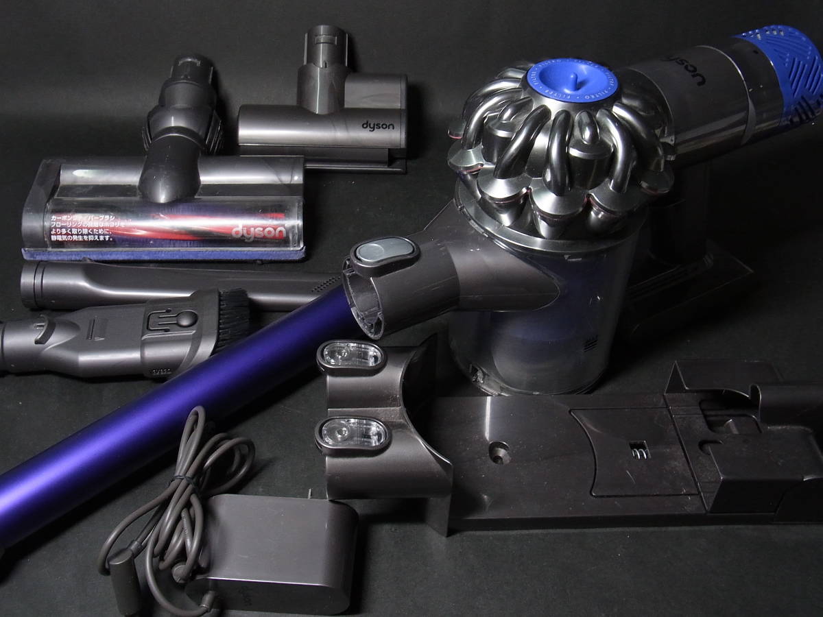 W338) 作動OK 付属品 多数 Dyson V6 ダイソン SV07 スリム コードレス