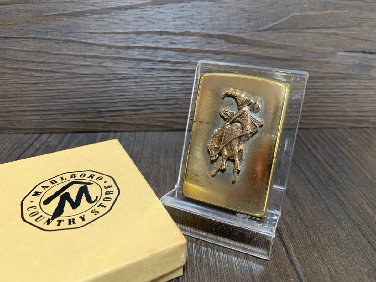 大量出品中 非売品 1994年製 Zippo 'Marlboro' 限定 マルボロ カウボーイ 真鍮 立体 メタル貼り タバコ銘柄 ジッポ