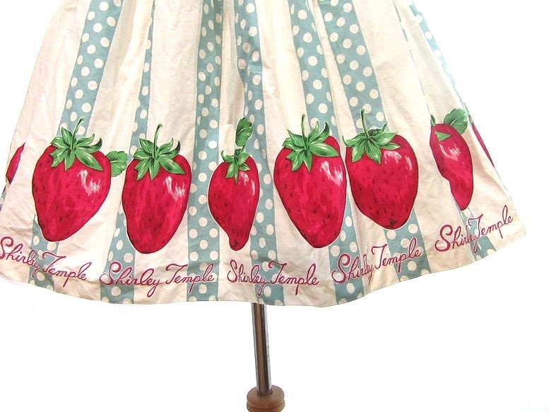 Shirly Temple strawberry print dress jumper skirt Shirley Temple Emily 160