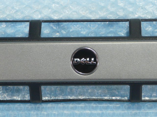1LNB // Dell PowerEdge R710 の フロントパネル 前面カバー ベゼル / 鍵無し_画像3