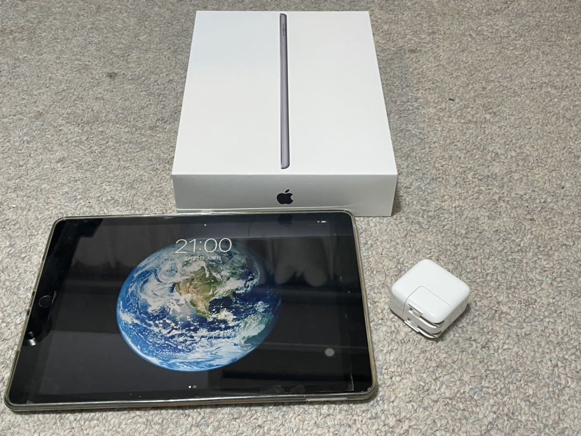 ☆iPad 10.2インチ 第7世代 Wi-Fi 128GB 2019年秋モデル MW772J/A