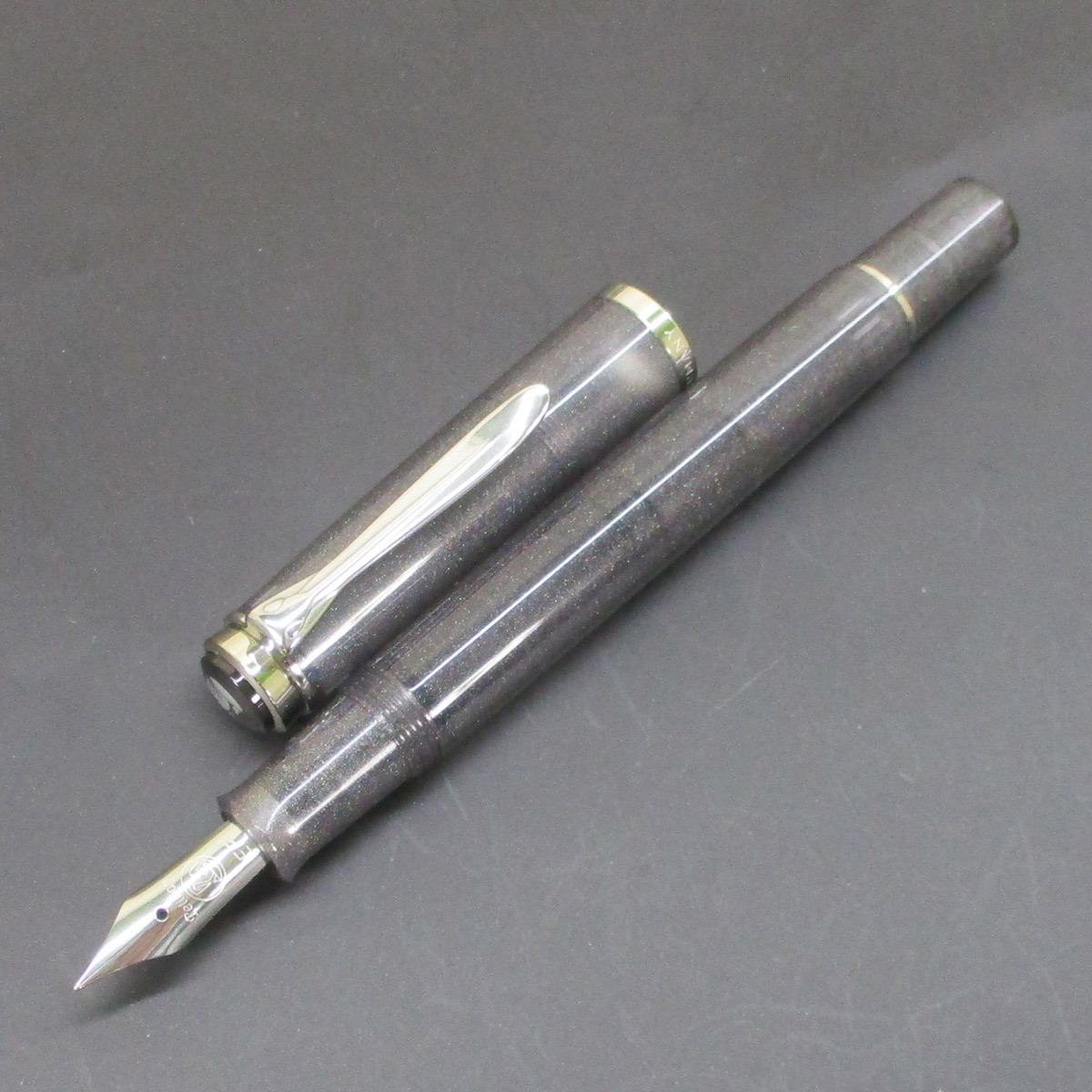 同梱可能 ペリカン 万年筆 クラシック M205 ムーンストーン 限定数量