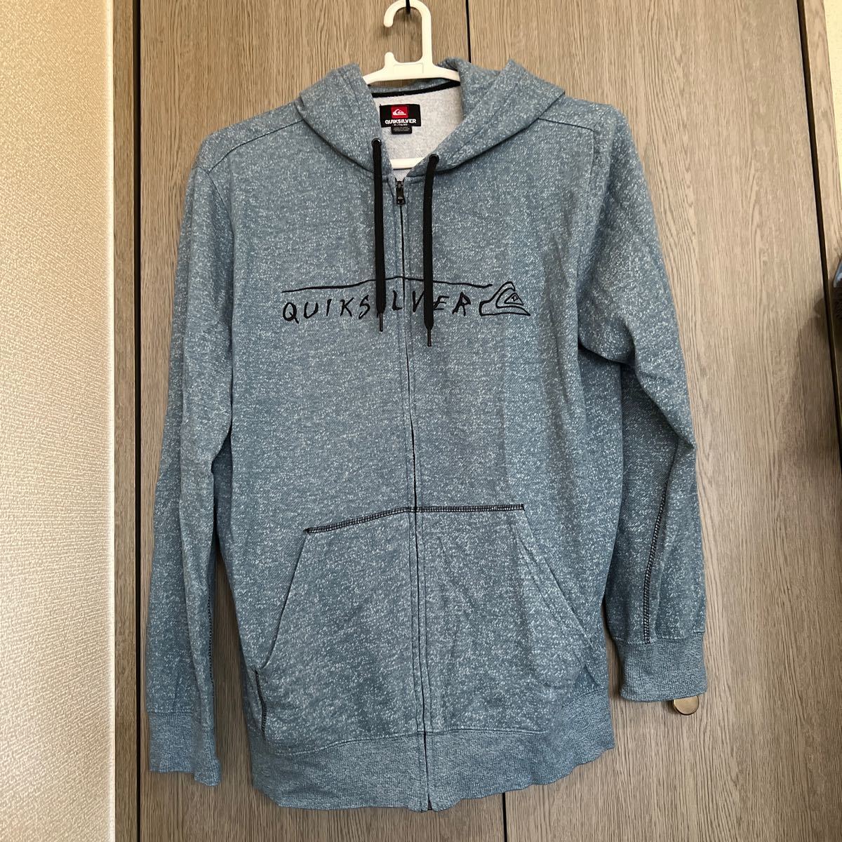 ブルー×レッド QUIKSILVER クイックシルバー ジップアップパーカー ...