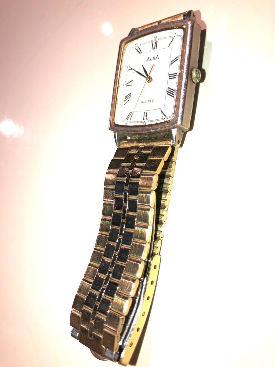 セイコー SEIKO メンズ 腕時計 クォーツ 電池切れ 1980年代製 の 金メッキベルト メンズ腕時計 ガラス面に傷有 送料込