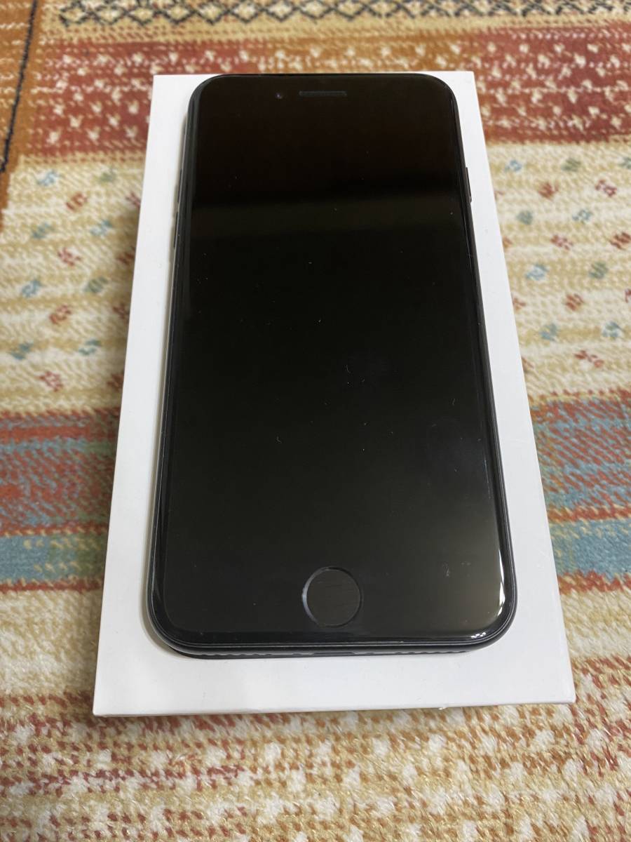 驚きの値段 iPhone Black 32 GB au 美品