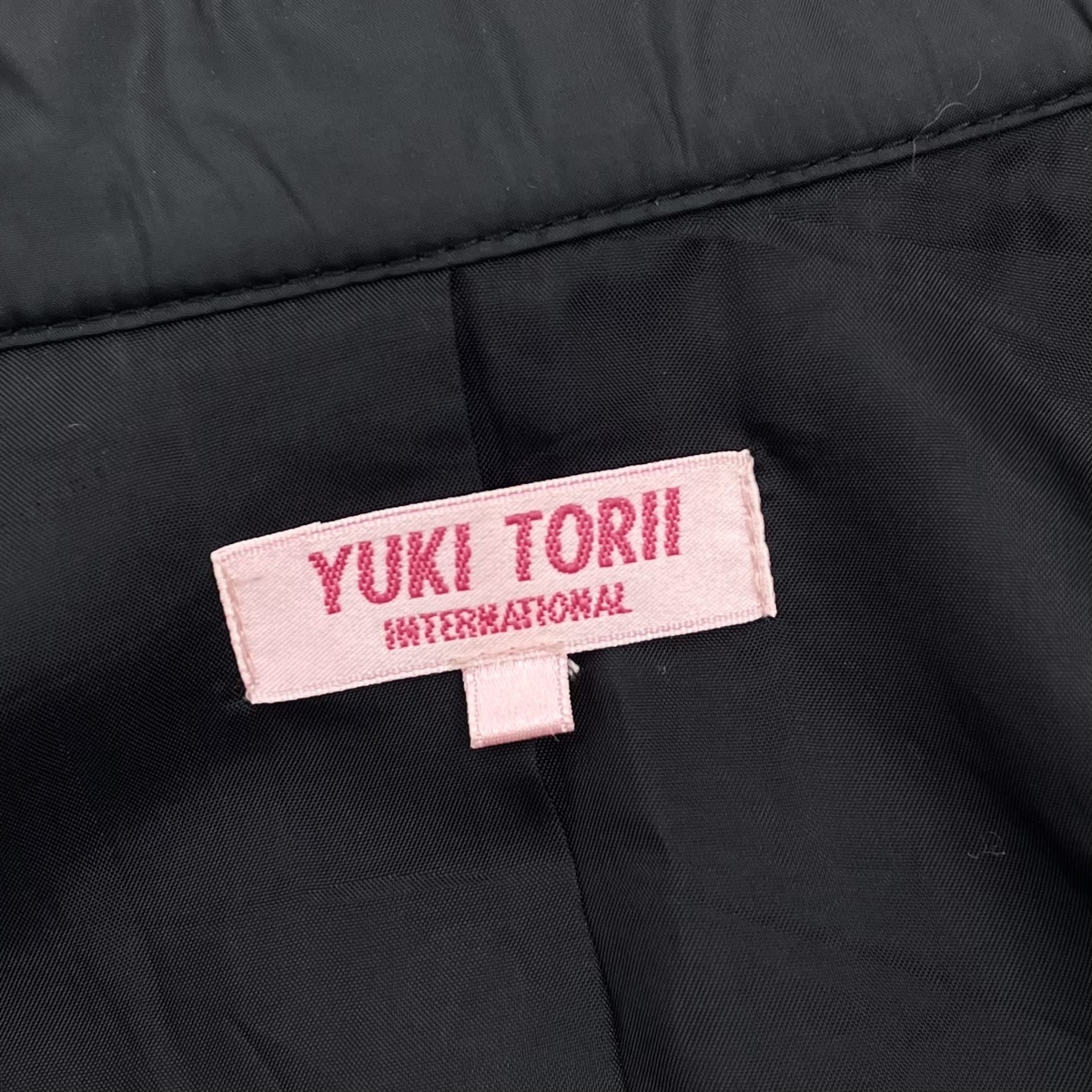 YUKI TORII INTERNATIONAL ユキトリイ インターナショナル ショールカラー ショート ダウン コート ジャケット 40/L 黒 定価￥59,850-_画像5
