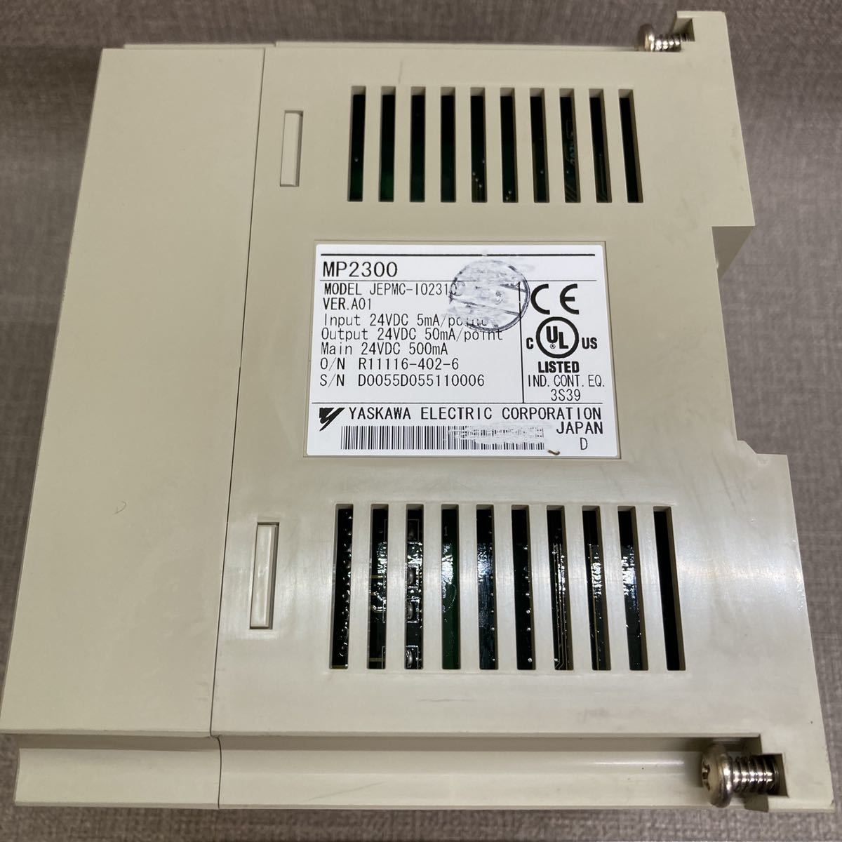 E1）YASKAWA MP2300 JEPMC-IO2310 安川電機　サーボコントローラー ACサーボパック（13）_画像4