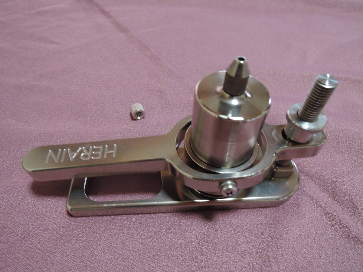 ウドン絞り器　（絞り台、ポンプセット）HERAIN　うどん絞り器 　ヘラブナ