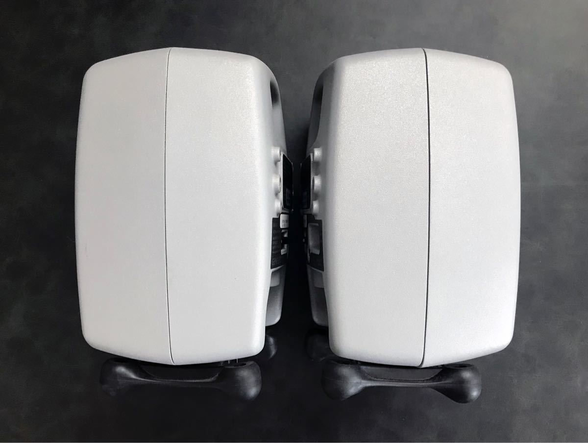 Genelec 6010A ペア オフホワイト | tokaanulodgemotel.co.nz