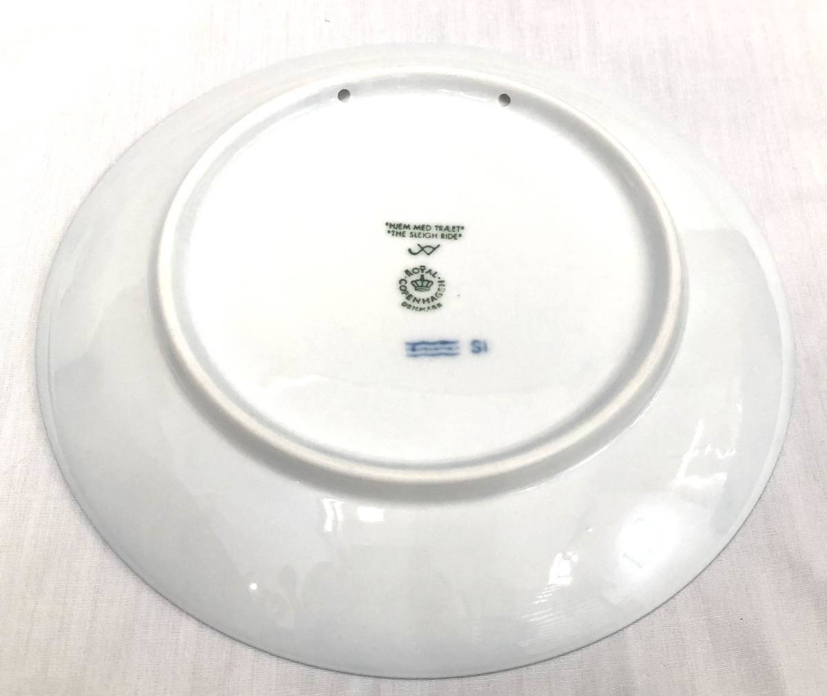 【B】【1271】☆★【未使用】【ロイヤルコペンハーゲン】美品 ROYAL Copenhagen クリスマス イヤープレート 1999 ☆★_画像3