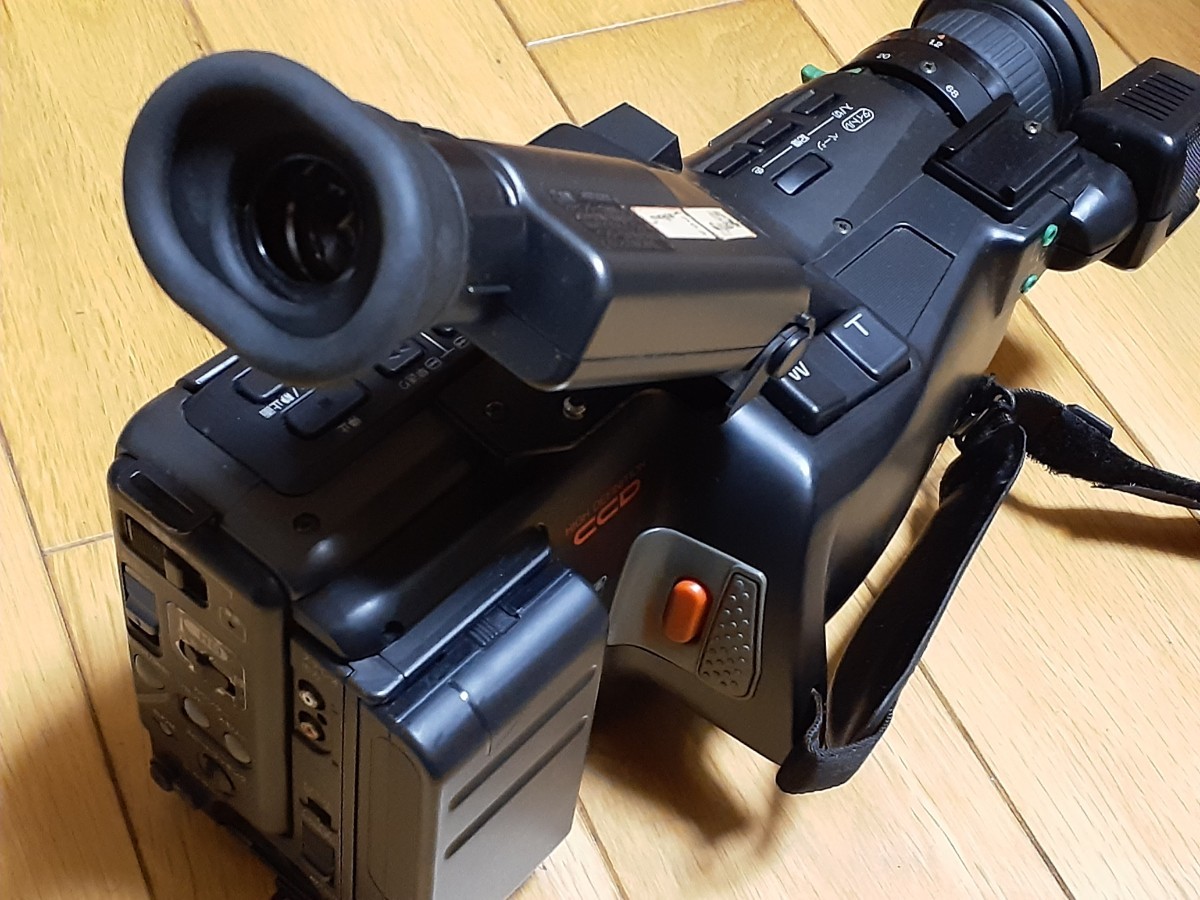 サンヨーカメラ一体型8ミリビデオ(ジャンク)|Yahoo!フリマ(旧 サンヨーカメラ一体型8ミリビデオ(ジャンク)|Yahoo!フリマ(旧
