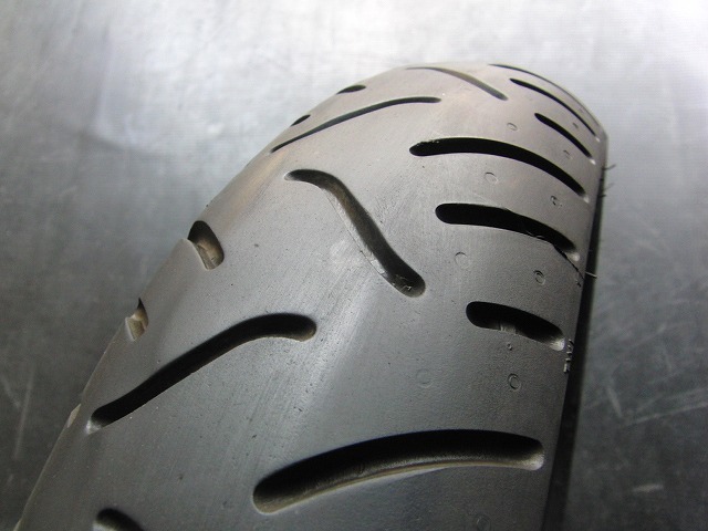 単品中古タイヤ!メッツラー◎ME Z2. 130/80R17. η444:21081_画像2