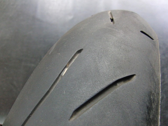 単品中古タイヤ!ダンロップ◎α13 H. 140/70R17. め345:22013_画像2