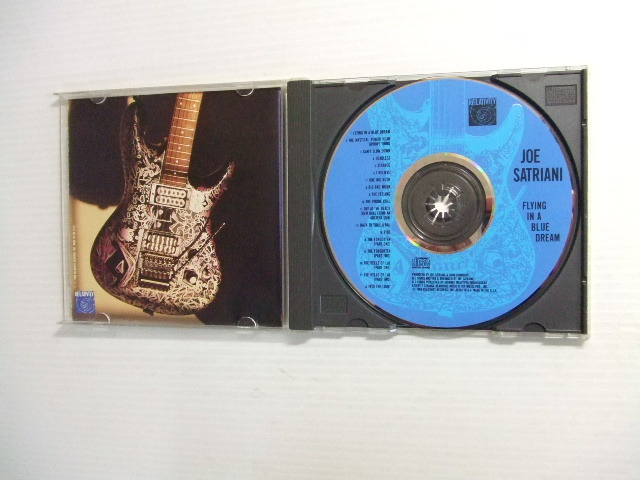 90★音質処理CD★ジョー・サトリアーニ ／FLYING IN A BLUE DREAM/ Joe Satriani　　輸入盤★8枚まで同梱送料160円★改善度、多分世界一_画像4