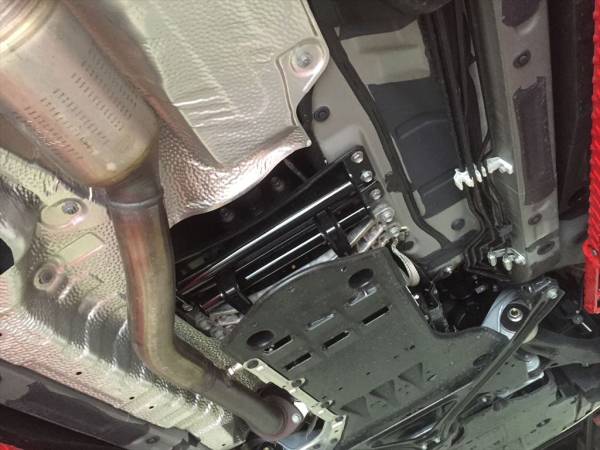  Lexus IS300h AVE30 2WD front floor brace set body reinforcement set discount price 