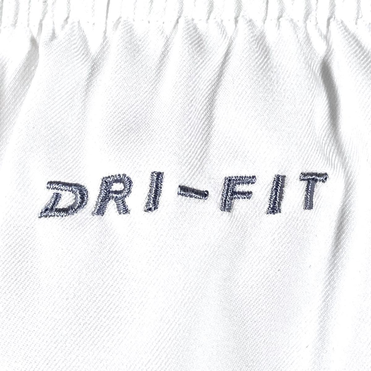 ☆未使用タグ付き☆NIKE ナイキ DRI-FIT 速乾 ハーフパンツ 刺繍ロゴ_画像5