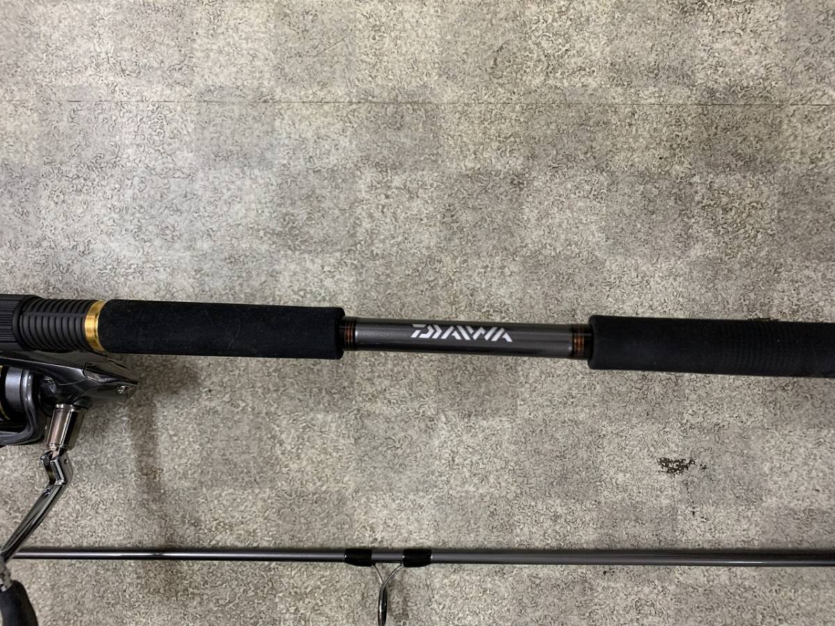 釣り竿とリールセット　釣り竿　JIGCASTER　ジグキャスター　JC87MH　リール　SHIMANO　SAHARA　4000HG　スピニングリール_画像6