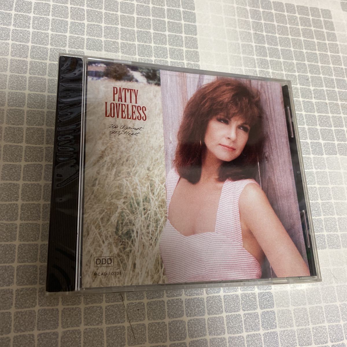 未開封新品　デッドストック　倉庫保管品　CD 輸入盤　パティ・ラヴレス　PATTY LOVELESS Up Agarnst My Heart MCAD10336_画像3