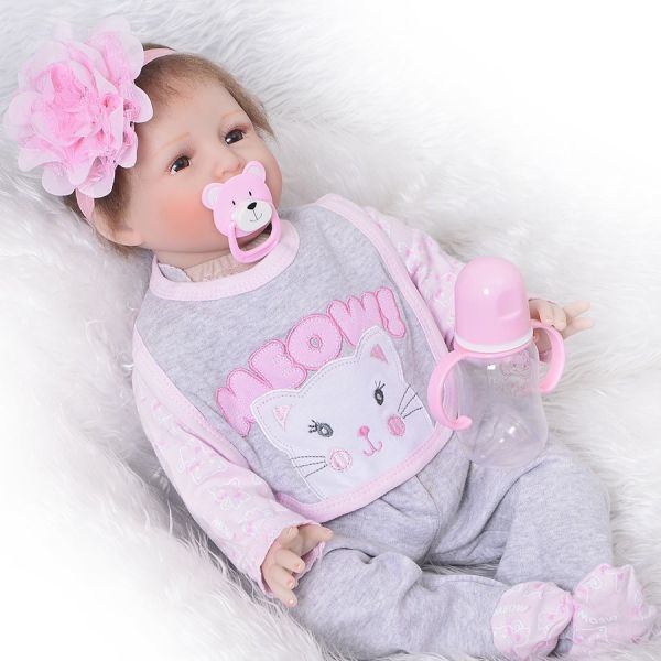 リボーンドール リアル赤ちゃん人形 かわいいベビー人形 衣装と哺乳瓶・おしゃぶり付き 目の色選択OK 女の子 猫のお洋服