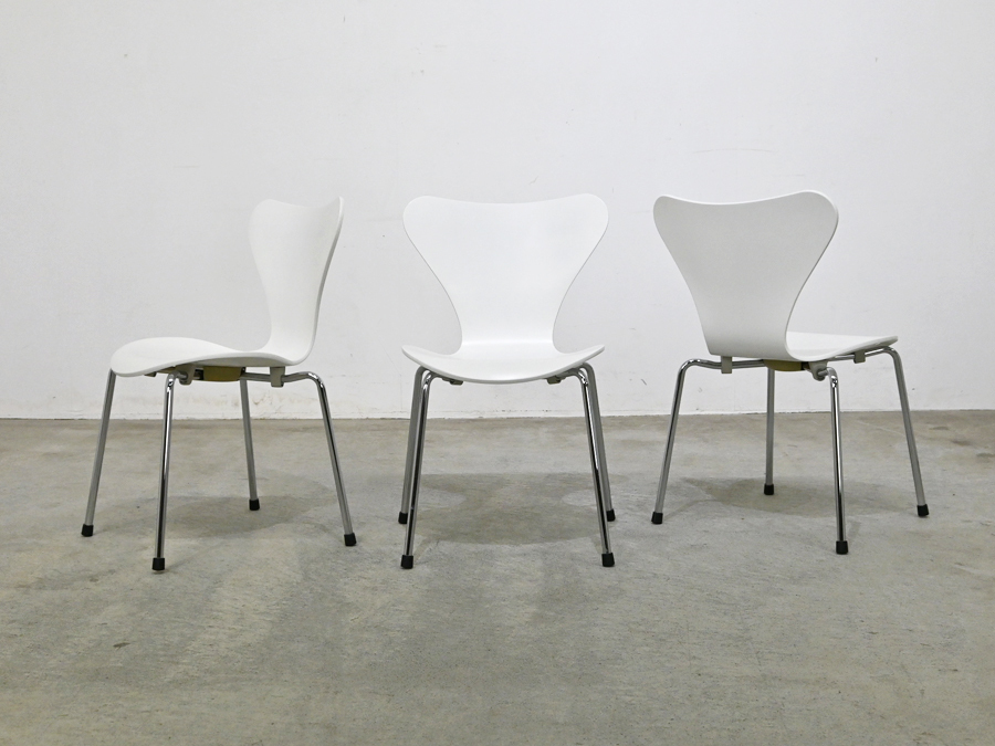 3脚出品 正規品 デンマークFritz Hansen アルネ・ヤコブセン「セブン