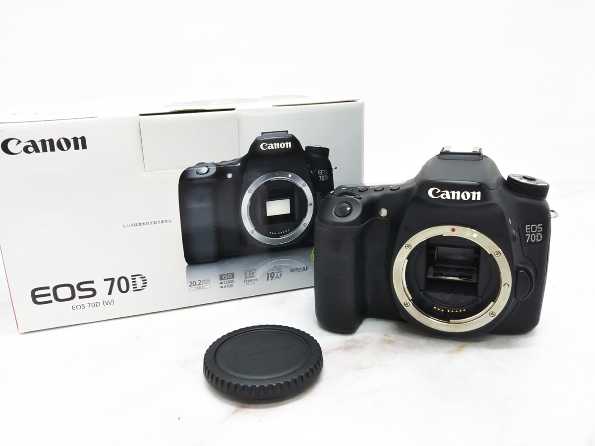 △品 デジタル一眼レフカメラ Canon EOS 70D ボディ キャノン 元箱付