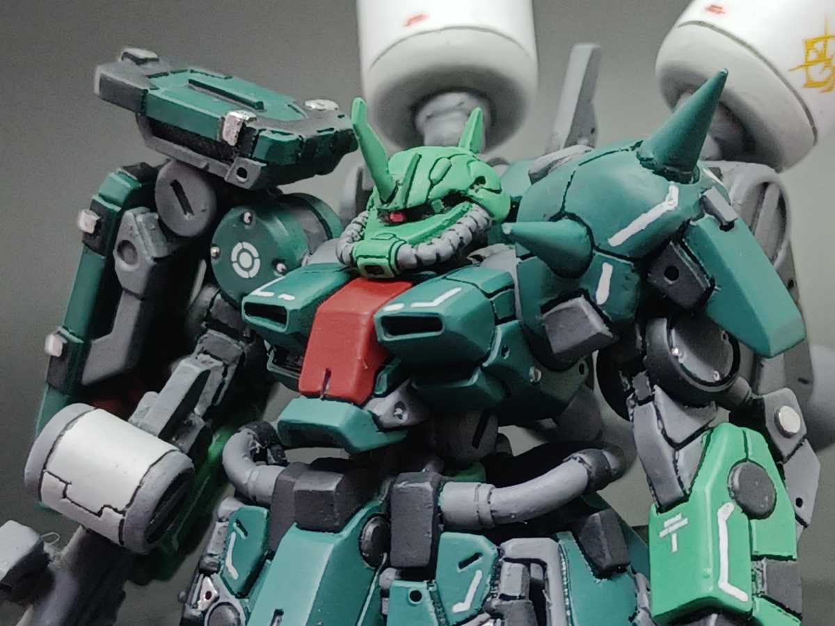 ガンプラ完成品 HGUCザクⅢ、ザクⅢ改