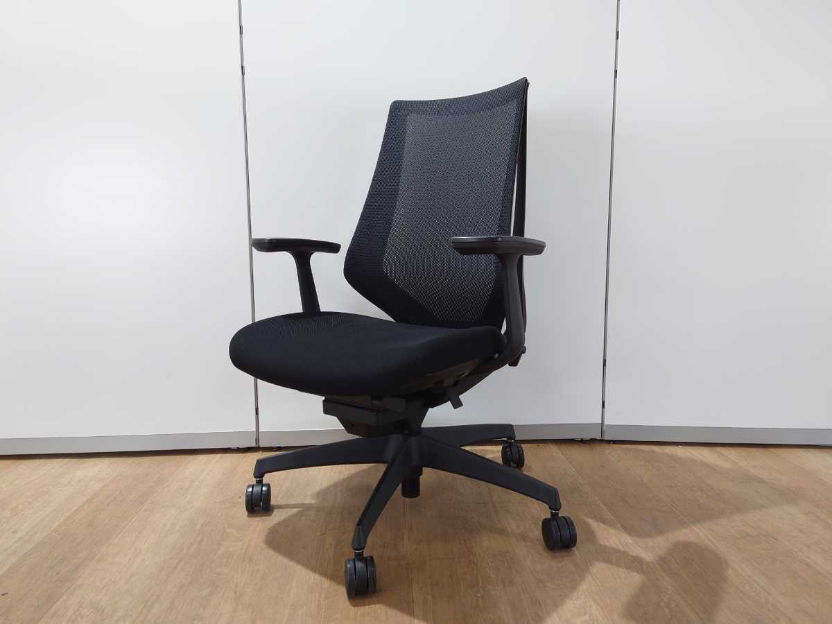 コクヨ　会議　椅子　デュオラ　ハイバック　ブラック　メッシュ　CRS-G3000E6　【中古】