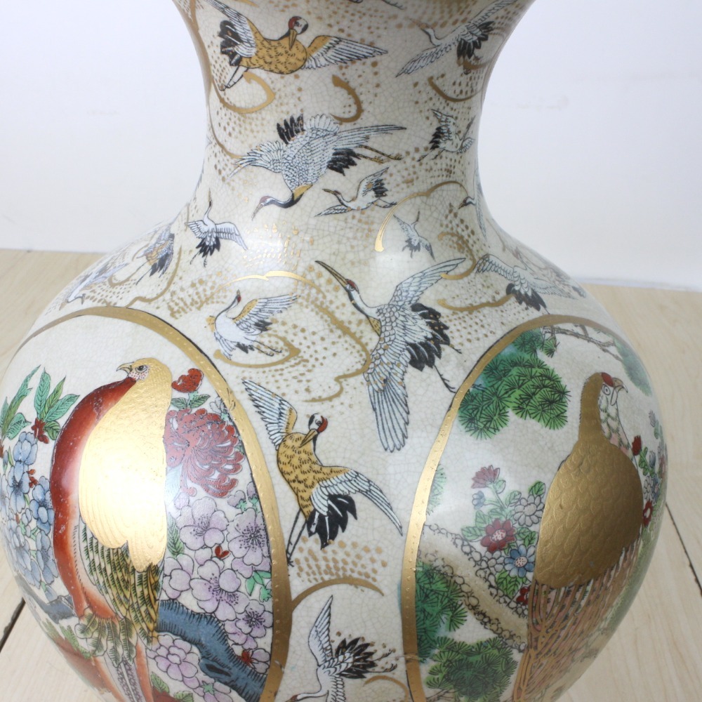 薩摩焼 栄盛堂 瀧山作 花瓶 金襴手群 鶴地紋 花鳥精密紋様【】 飾り壷