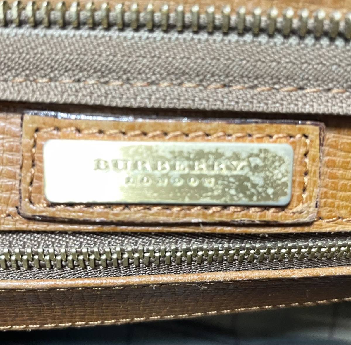 BURBERRY バーバリー レザー クラッチバッグ セカンドバッグ 　内側　チェック　　_画像7