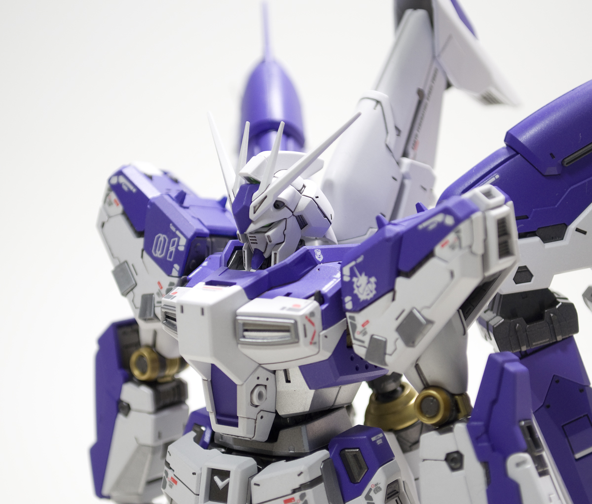 RG  Hi νガンダム 塗装済完成品 MG PG HG 水転写デカール使用