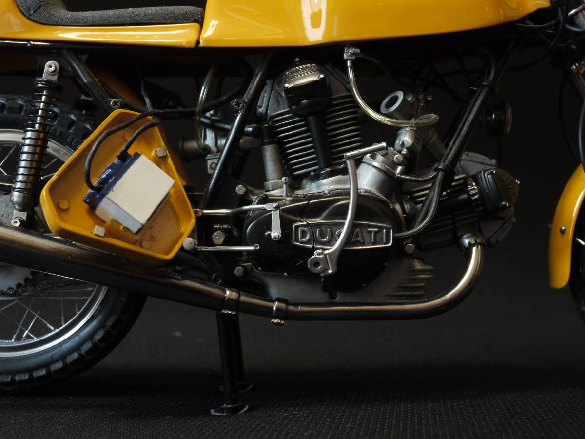1/9 DUCATI 750 Sport(PROTAR) ドゥカティ750スポーツ 1/9 DUCATI 750 Sport(PROTAR) ドゥカティ750スポーツ