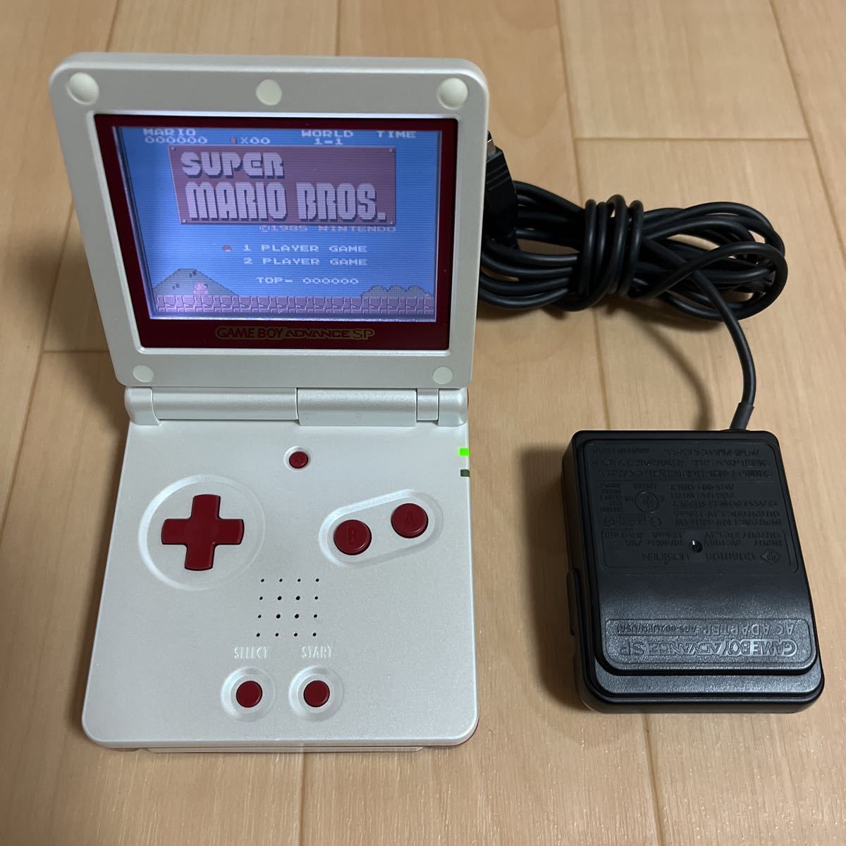任天堂 Nintendo ゲームボーイアドバンスSP ファミコンカラー AGS-001