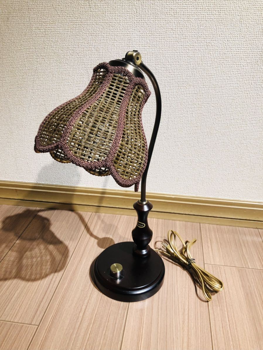 Dimmer 新日本照明 調光式 テーブルランプ アンティーク調 レトロ スタンドライト 卓上ランプ 木製 ライト(テーブルスタンド)|売買されたオークション情報、yahooの商品情報をアーカイブ公開 - オークファン(aucfan.com) Dimmer 新日本照明 調光式 テーブルランプ アンティーク調 レトロ スタンドライト 卓上ランプ 木製 ライト(テーブルスタンド)|売買されたオークション情報、yahooの商品情報をアーカイブ公開 - オークファン(aucfan.com)