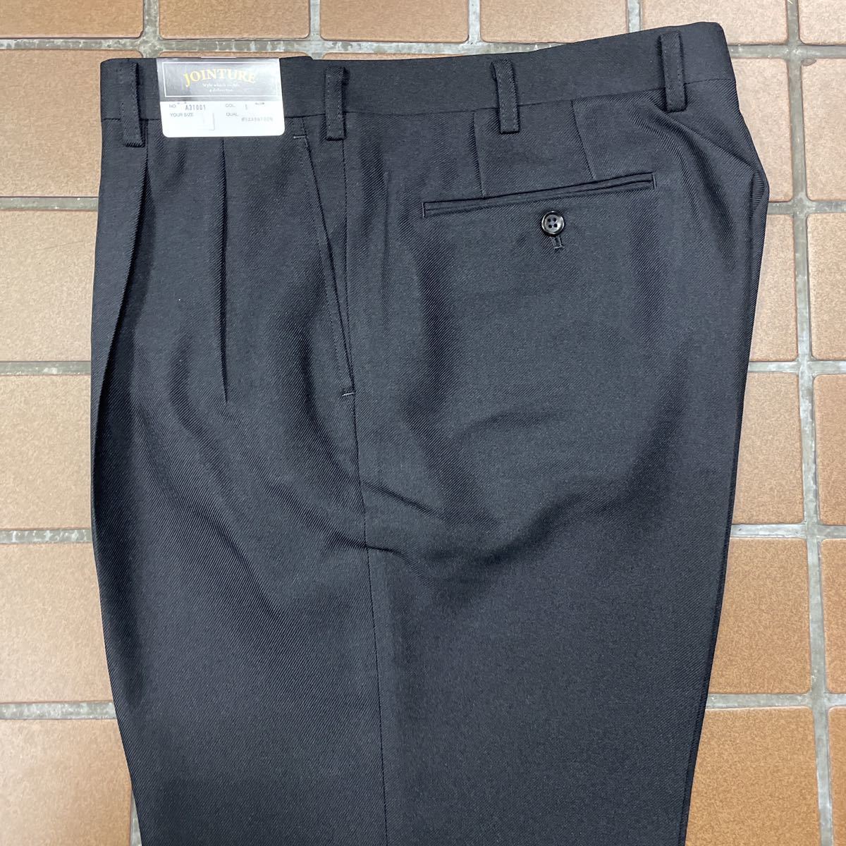 【コスパ最高】ゴルフウエア　新品　未使用　激安/ゴルフパンツ　メンズスラックス/size82/黒　ブラック/2タック★格安なのに絶品★定番_画像2