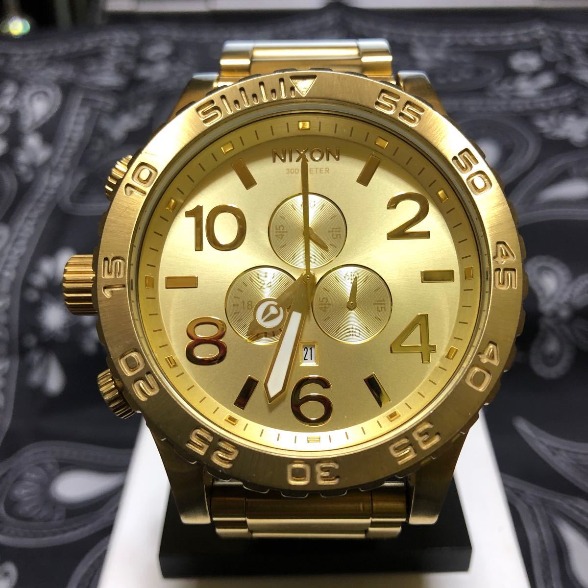 NIXON 51-30 CHRONO ALL GOLD(¥10,000) avnc.com.ar