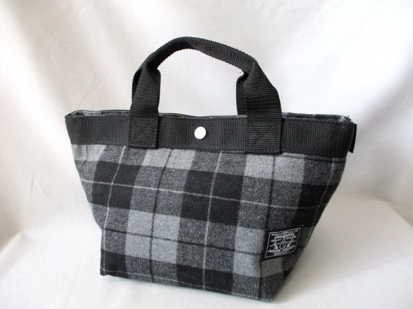 [O335]ROOTOTE/ Roo tote bag * wool series tote bag .. pattern side fastener pocket W36cm