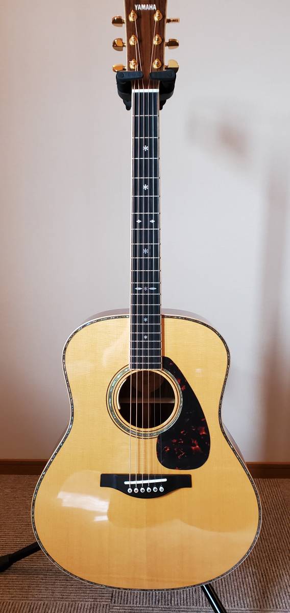 ヤマハアコースティックギターLL-36ARE L.R. Baggs Anthemピックアップ