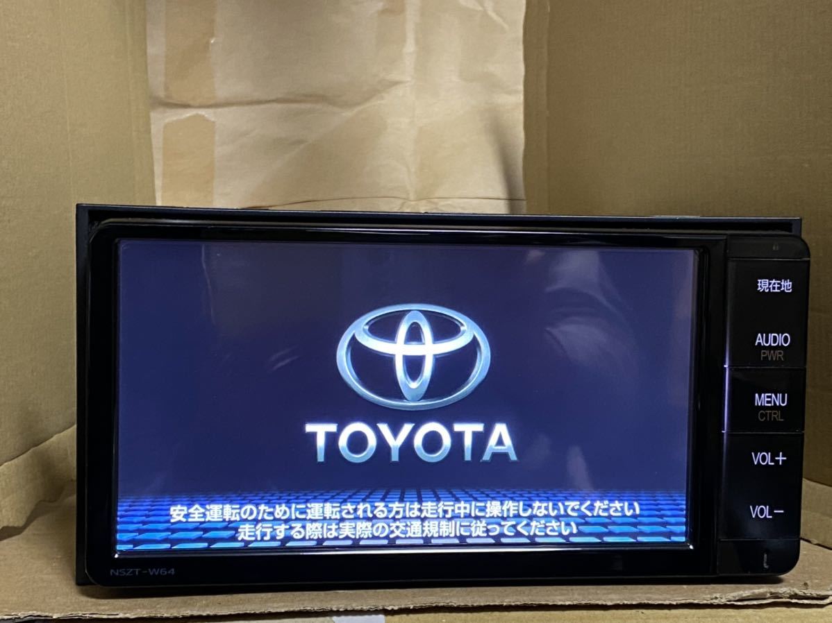 トヨタ純正 SDナビ NSZT-W64 17年10月地図データ更新 フルセグ、DVD